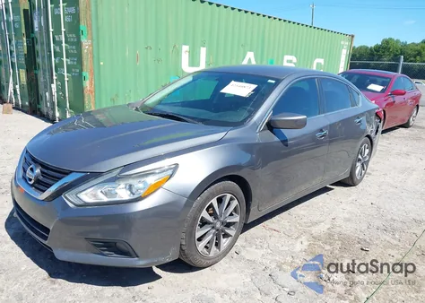 2017 Nissan Altima 2.5 Sv z USA, uszkodzony, nr VIN 1N4AL3AP9HC192690